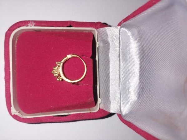 24ct. Hallmark gold Makri.