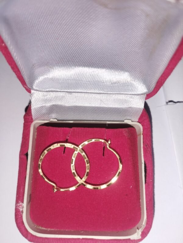 22 CT. Hallmark gold karnis ring
