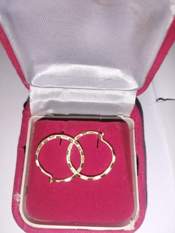 22 CT. Hallmark gold karnis ring