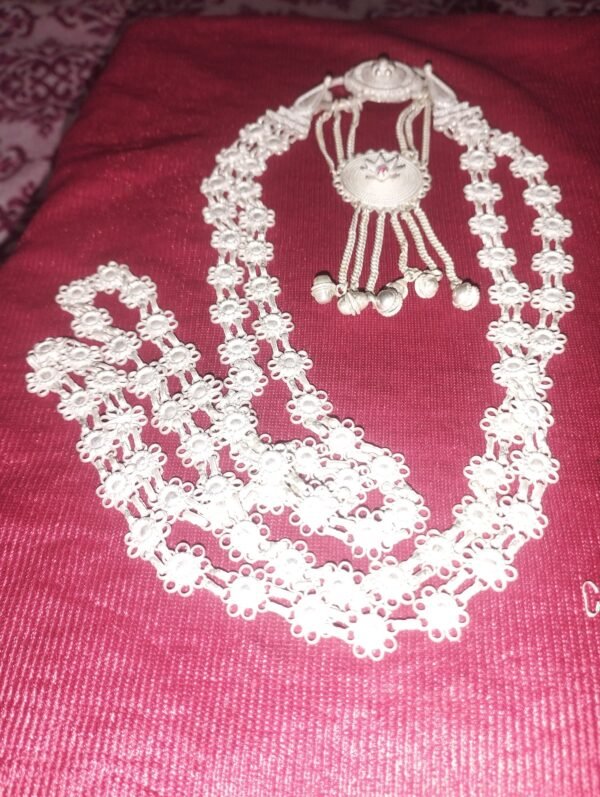 18ct Chandrahar 2 lor.